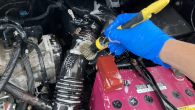 エンジンルームクリーニング